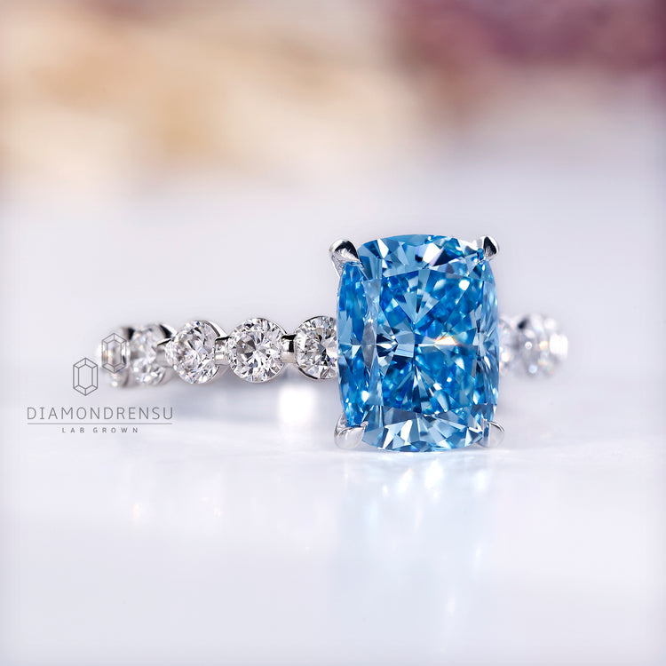 IGI certified cushion cut diamond ring design.

