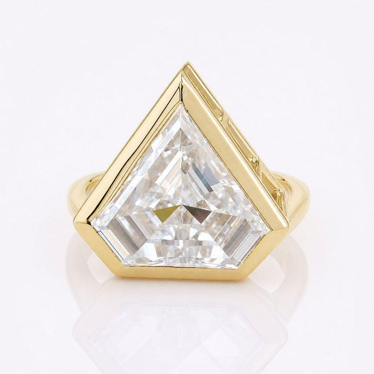 Antique Diamond Cut Moissanite Bezel Solitaire Ring 7.5 CT