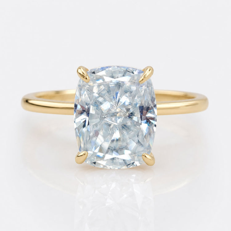 3.94 CT Crushed-Ice Cushion Cut Simple Solitaire Moissanite Engagement Ring