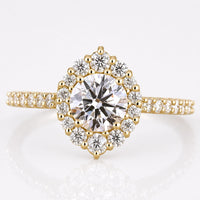 0.85 CT Round Brilliant Cut Halo Lab-Grown Diamond Ring