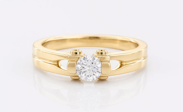 Jewellery gifts for him including men's rings and bands in solid gold