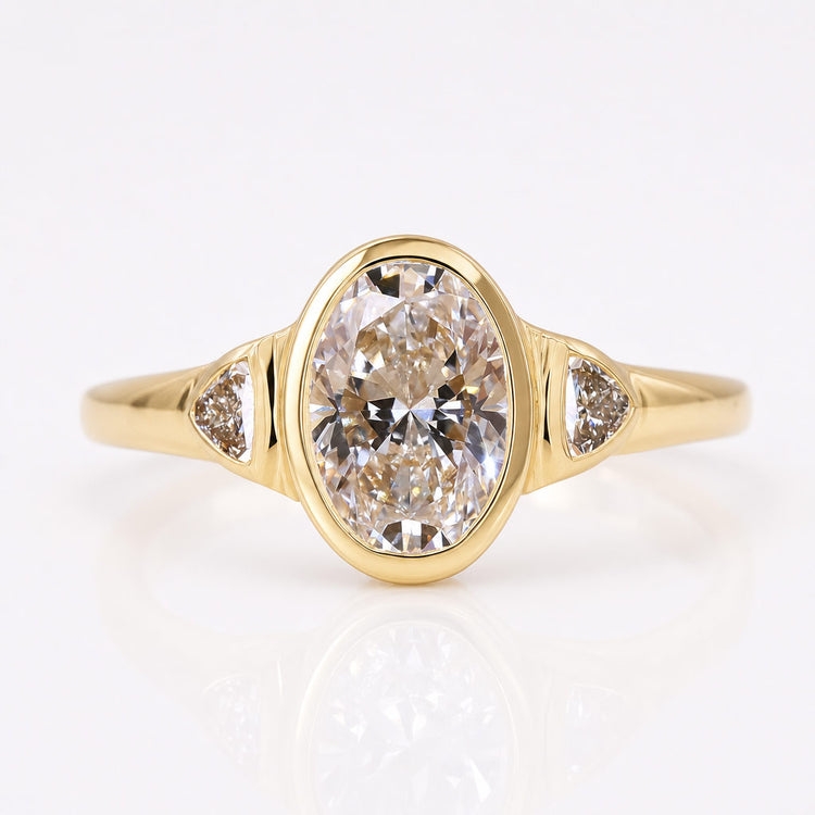 Lab grown diamond engagement ring with a brilliant cut centre stone in a slender gold band