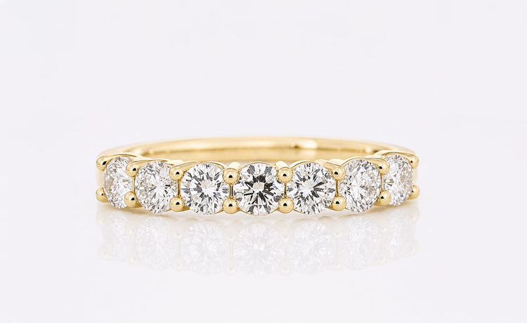 Lab grown diamond wedding band set with round brilliant cut diamonds in solid gold