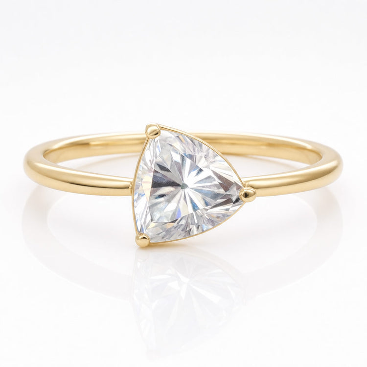 Loose moissanite stones in round, oval, cushion and antique cuts
