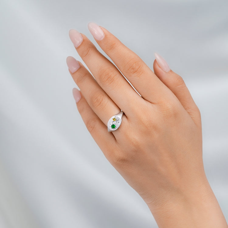 Birthstone ring with up to three gemstones