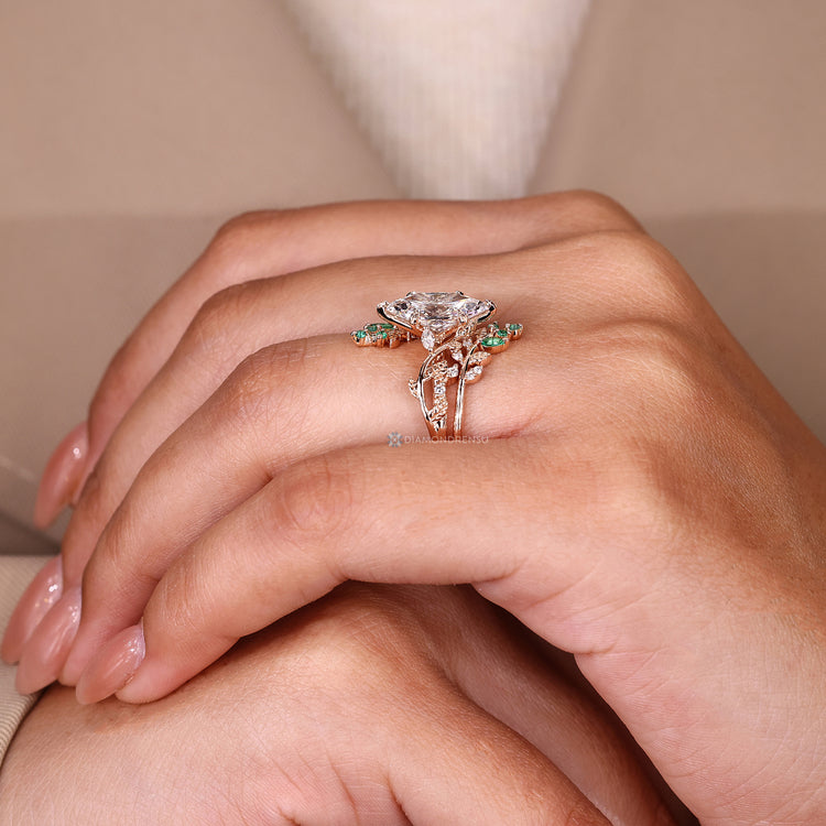 Dutch marquise bridal set with round diamond accents.