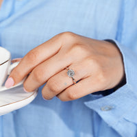 Portuguese cut diamond ring with twisted shank.