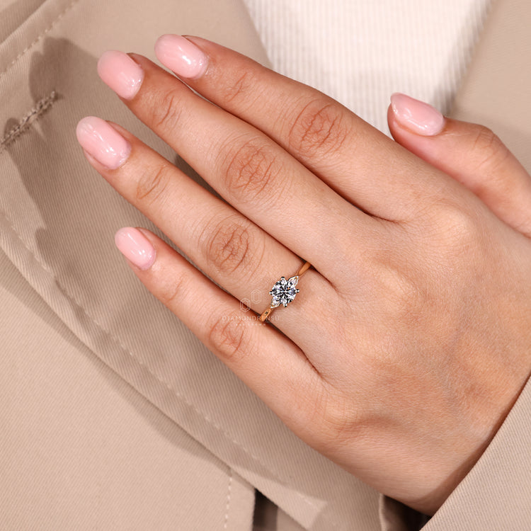 Round diamond ring available in 0.80 to 2 CT.