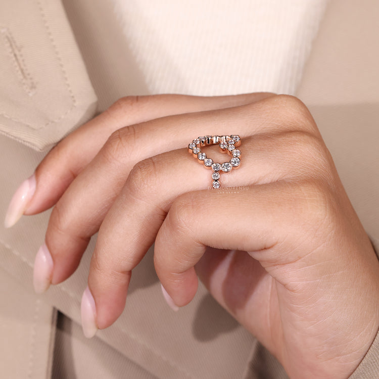 Lab grown round diamond bezel ring design.
