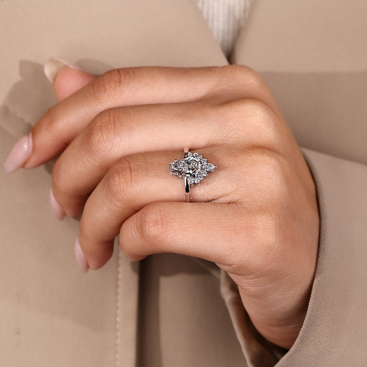 Handmade coffin cut diamond ring vintage design.