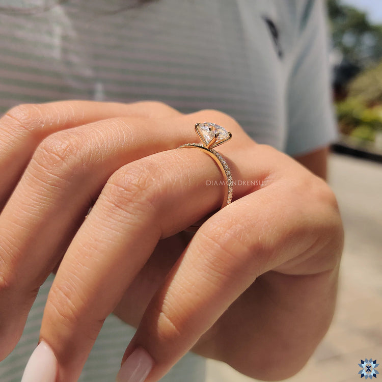 Pave setting ring designed by Diamondrensu Australia in a handmade finish
