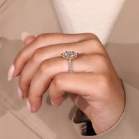 6 claw prong setting fits yellow gold diamond ring.
