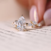 Cluster engagement ring fits yellow gold diamond ring.

