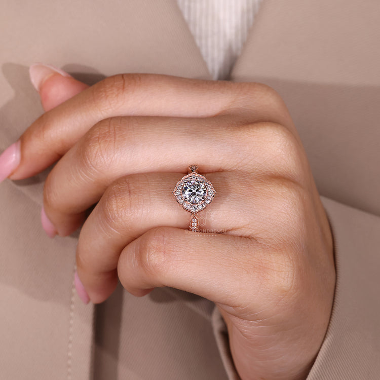 Lab Grown Round Cut Diamond Ring milgrain detail.
