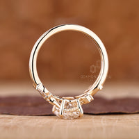 Buy Engagement ring in yellow gold diamond ring.
