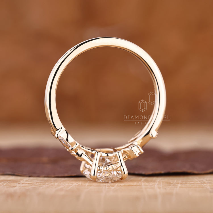 Buy Engagement ring in yellow gold diamond ring.
