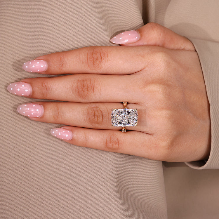 IGI certified Radiant Cut Diamond Ring elegant design.
