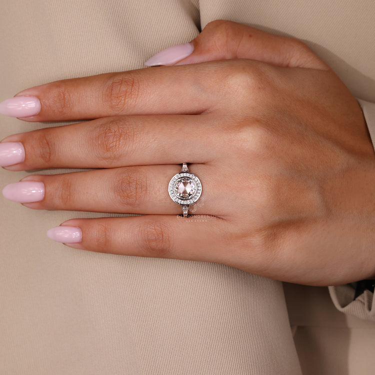 Customise ring using round rose cut ring.
