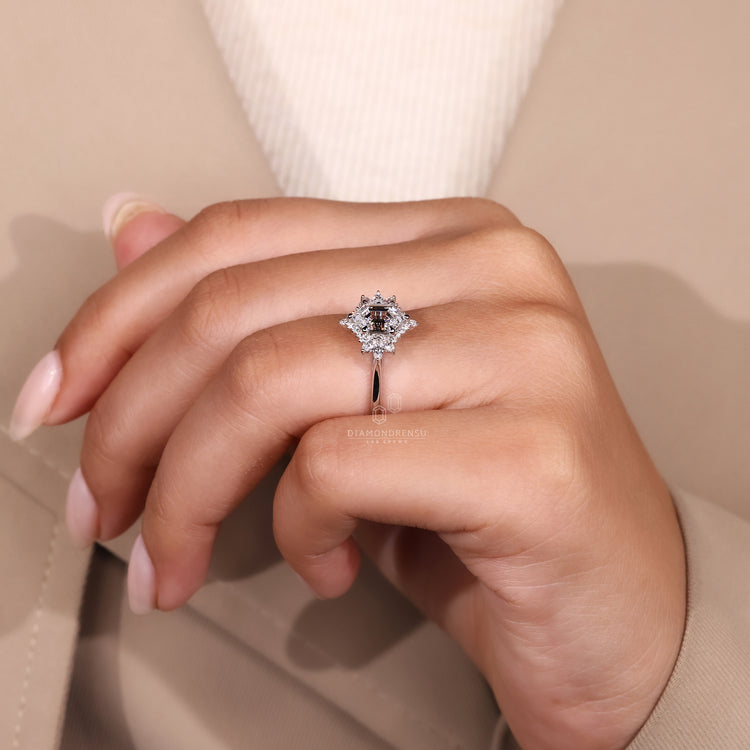 Tapered shank ring with 6 claw prong setting.
