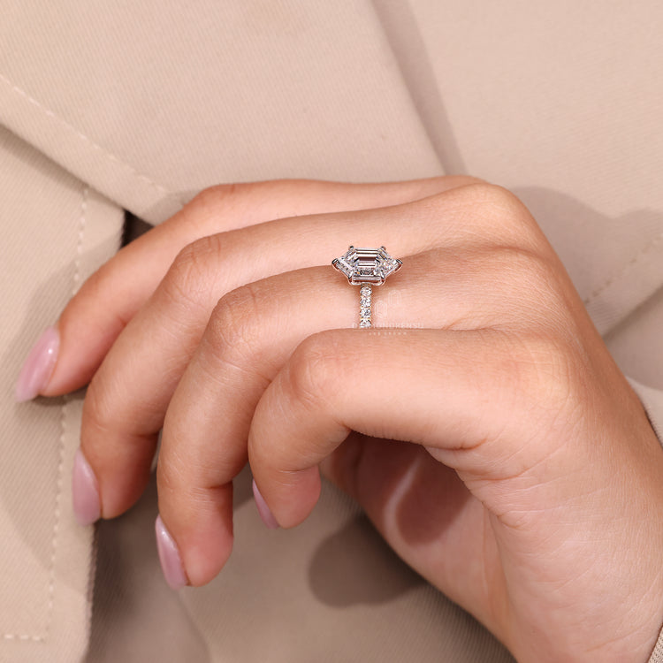Elegant pave diamond ring with hexagon centre.
