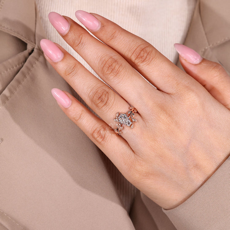 Coffin diamond ring six claw prong setting.
