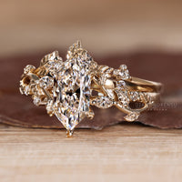 Nature inspired Dutch marquise bridal ring set