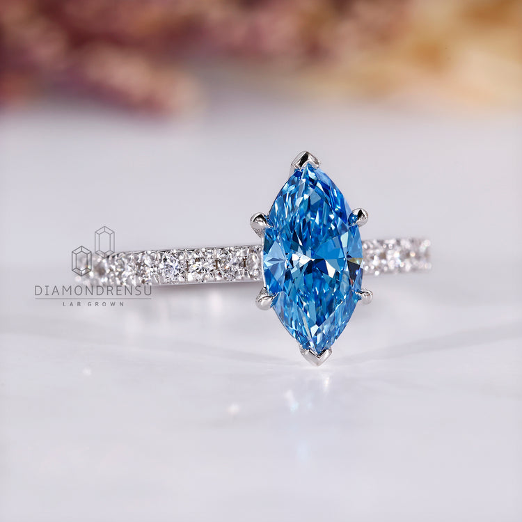 IGI certified marquise diamond engagement ring design.
