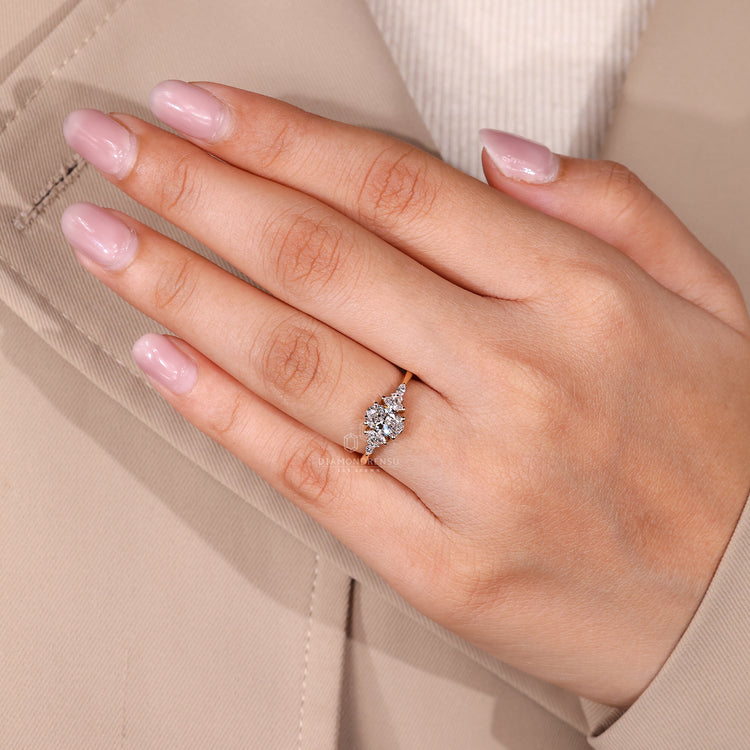 Oval cut diamond ring IGI certified muse setting.
