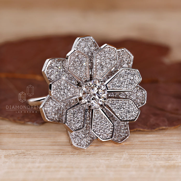 IGI certified vintage diamond cluster ring.
