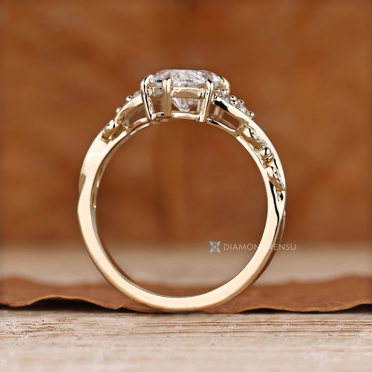 Diamondrensu AU marquise diamond ring design.