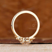 Diamondrensu AU Round Old European Cut engagement ring.
