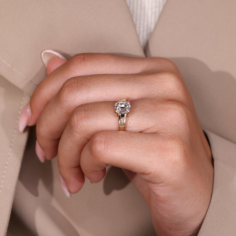 Cushion Old European Cut Ring IGI certified diamond ring.

