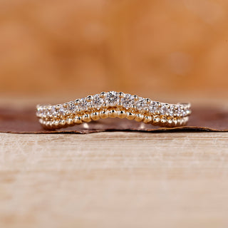Milgrain wedding band with curvy wedding band design.