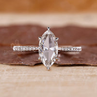 Buy Engagement ring from Diamondrensu AU ring.
