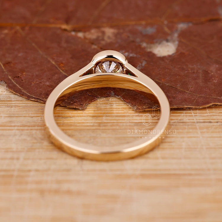 Lab Grown Diamond set in yellow gold engagement ring.
