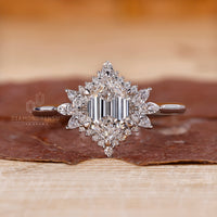 Antique ring made with white gold engagement ring.
