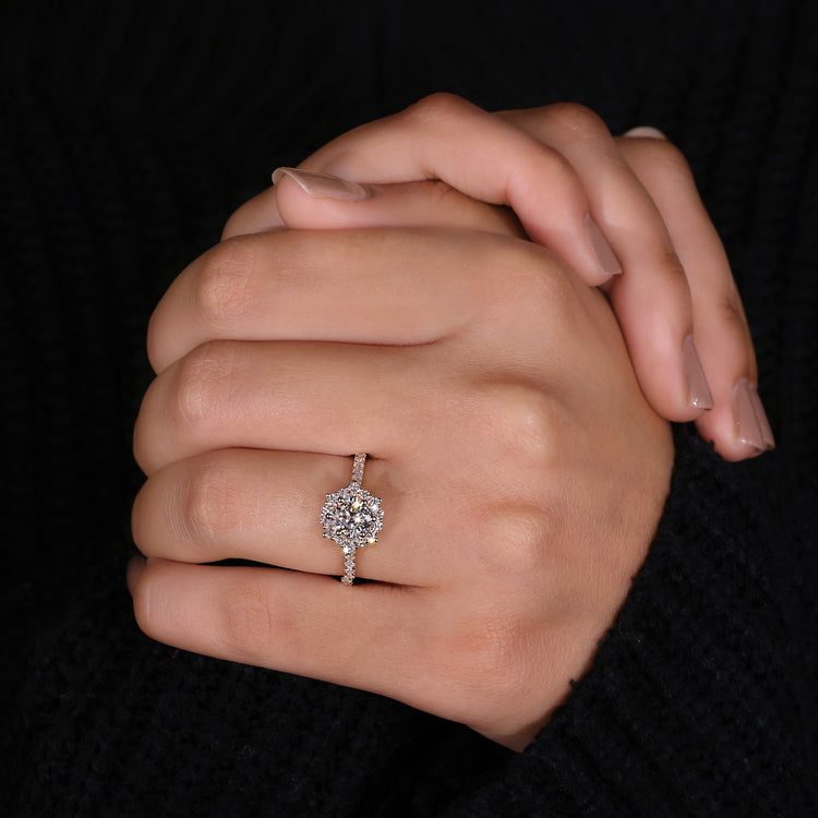 Customise ring created using Lab Grown Diamond.
