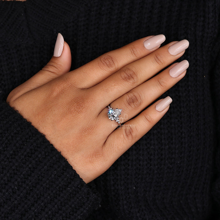 Customise ring using lab grown diamond.
