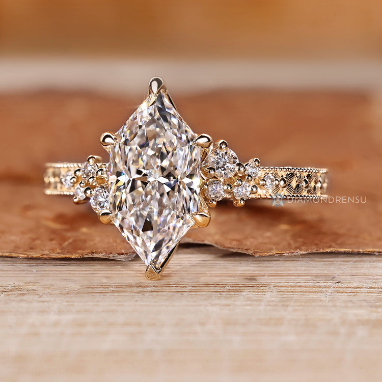 Vintage Dutch marquise ring tulip basket style.