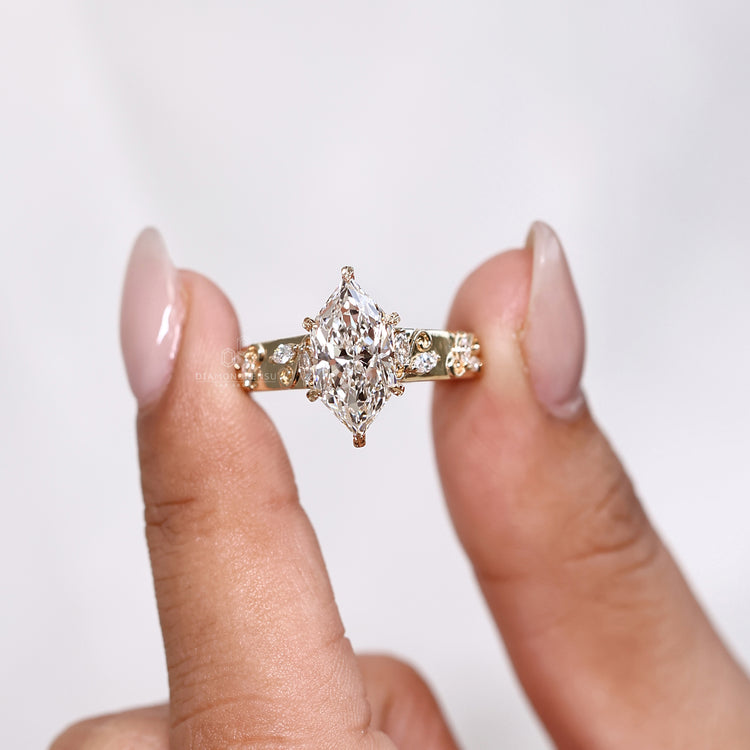 Art deco Dutch marquise ring style.
