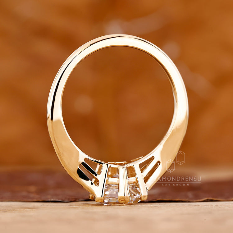 Hexagon diamond ring triangle stones v prong set.
