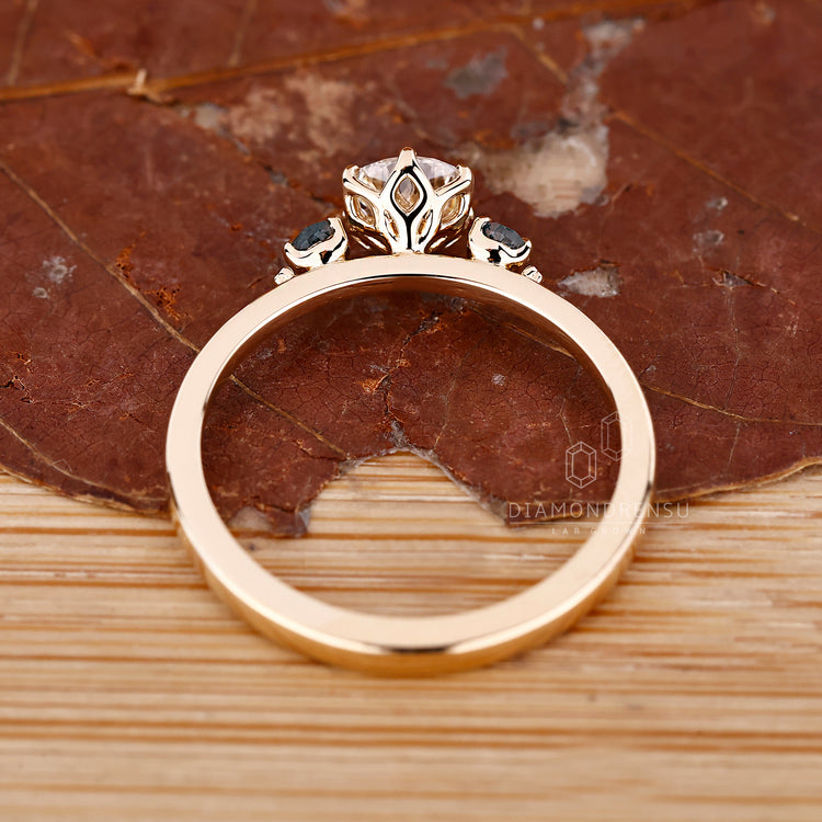 IGI certified round diamond ring six prong setting.
