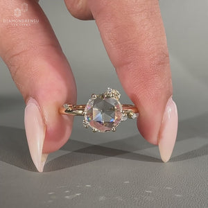 6 prong setting on 7 stone engagement ring.

