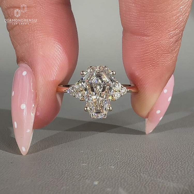 Coffin diamond ring muse setting tapered shank.
