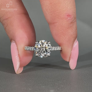 Cathedral setting ring and 4 prong setting.
