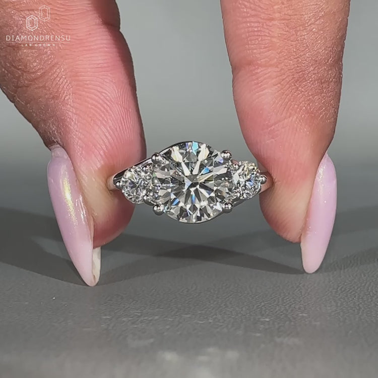Round diamond ring with bypass setting ring.
