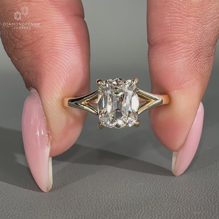 Split shank ring made with 4 claw prong setting.

