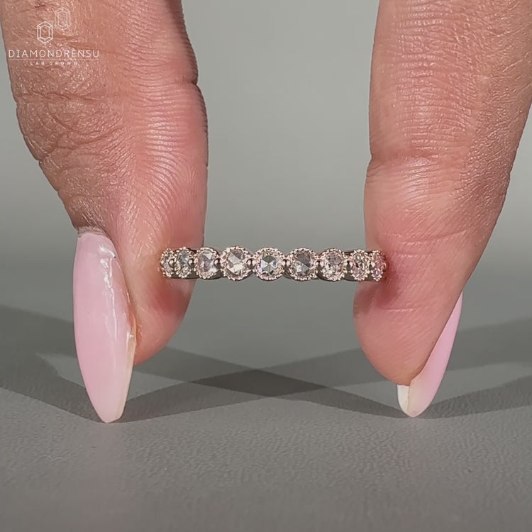 Round Rose Cut Diamond Band in rose gold with milgrain detail.
