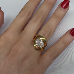 Oval Lab-Grown Diamond East-West Hidden Halo Ring 3 CT