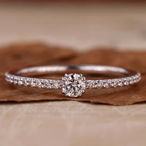 round diamond ring